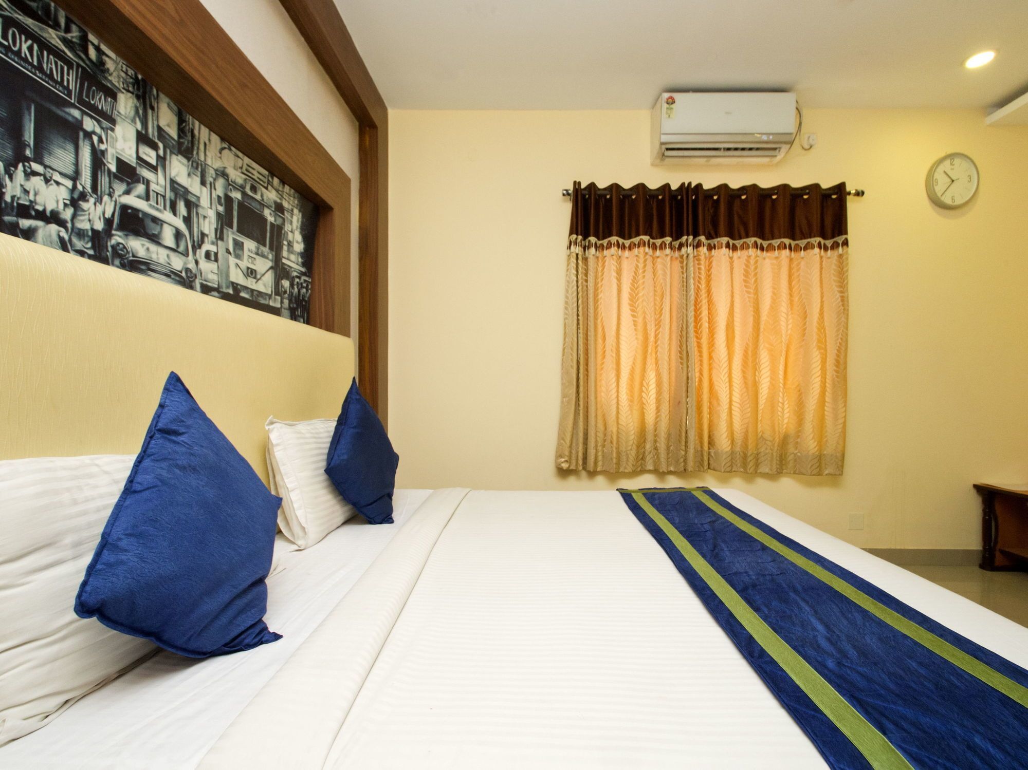 Oyo 460 Hotel Ivory Residency Калькутта Экстерьер фото